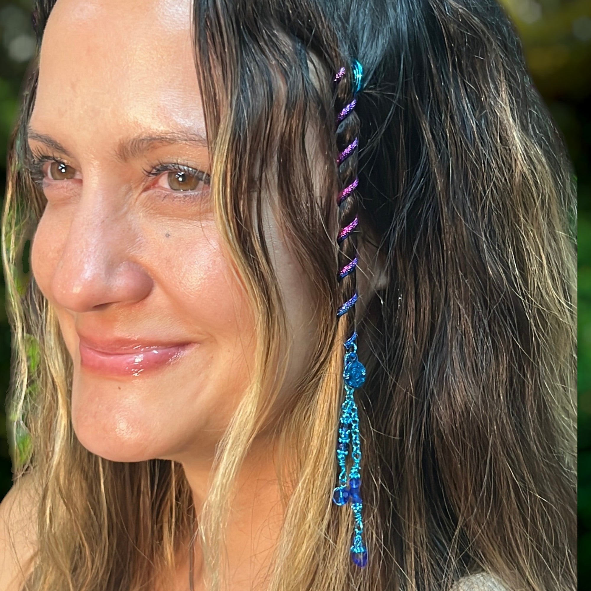 Rainbow Hair Twister – 4" Blue Spiral Wrap for Medium Hair | Colorful Ponytail Accessory for Kids & Adults