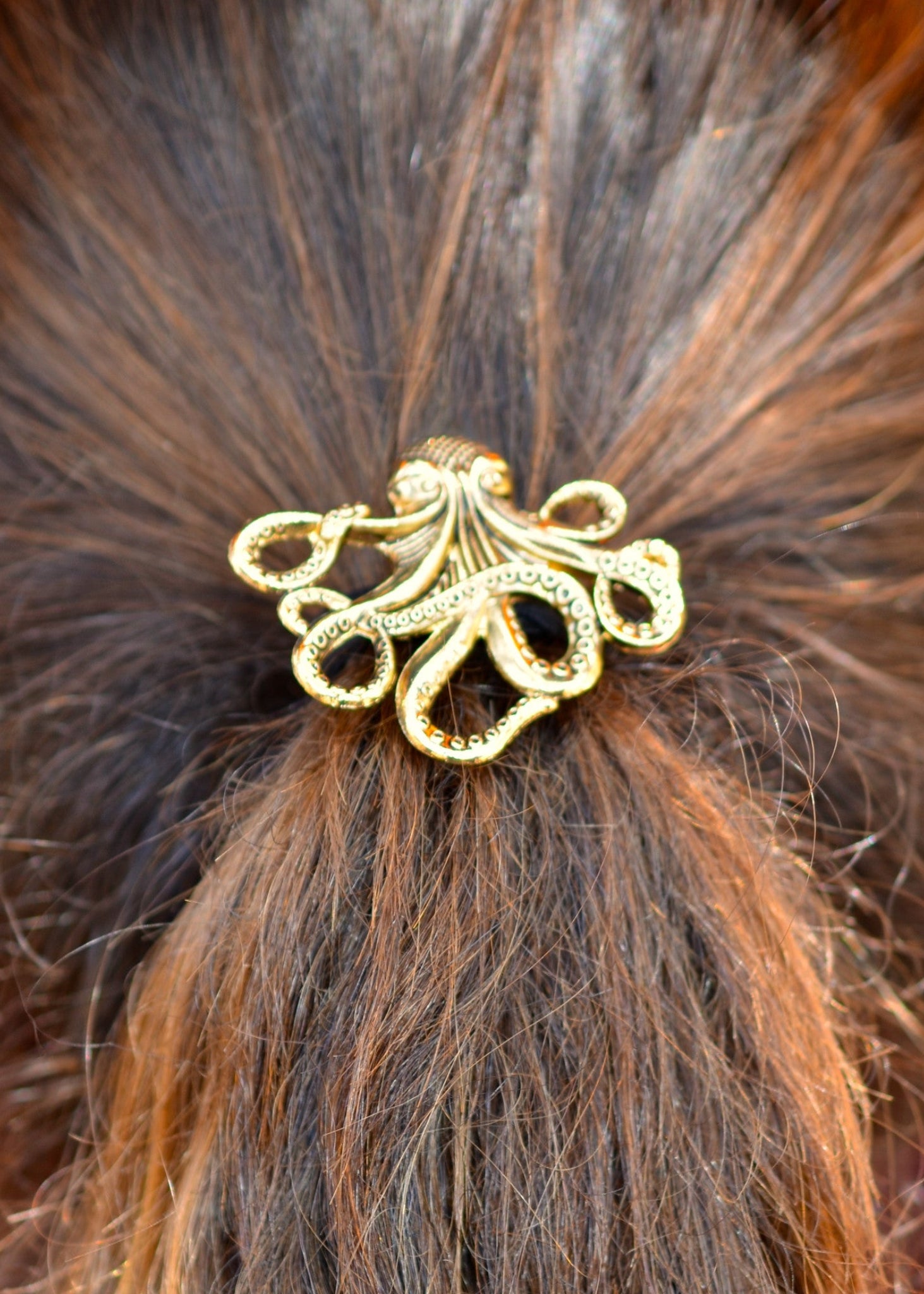 Model wearing Hair Hook Cthulhu - Gold Ponytail Holder Steampunk Fantasy Accessory