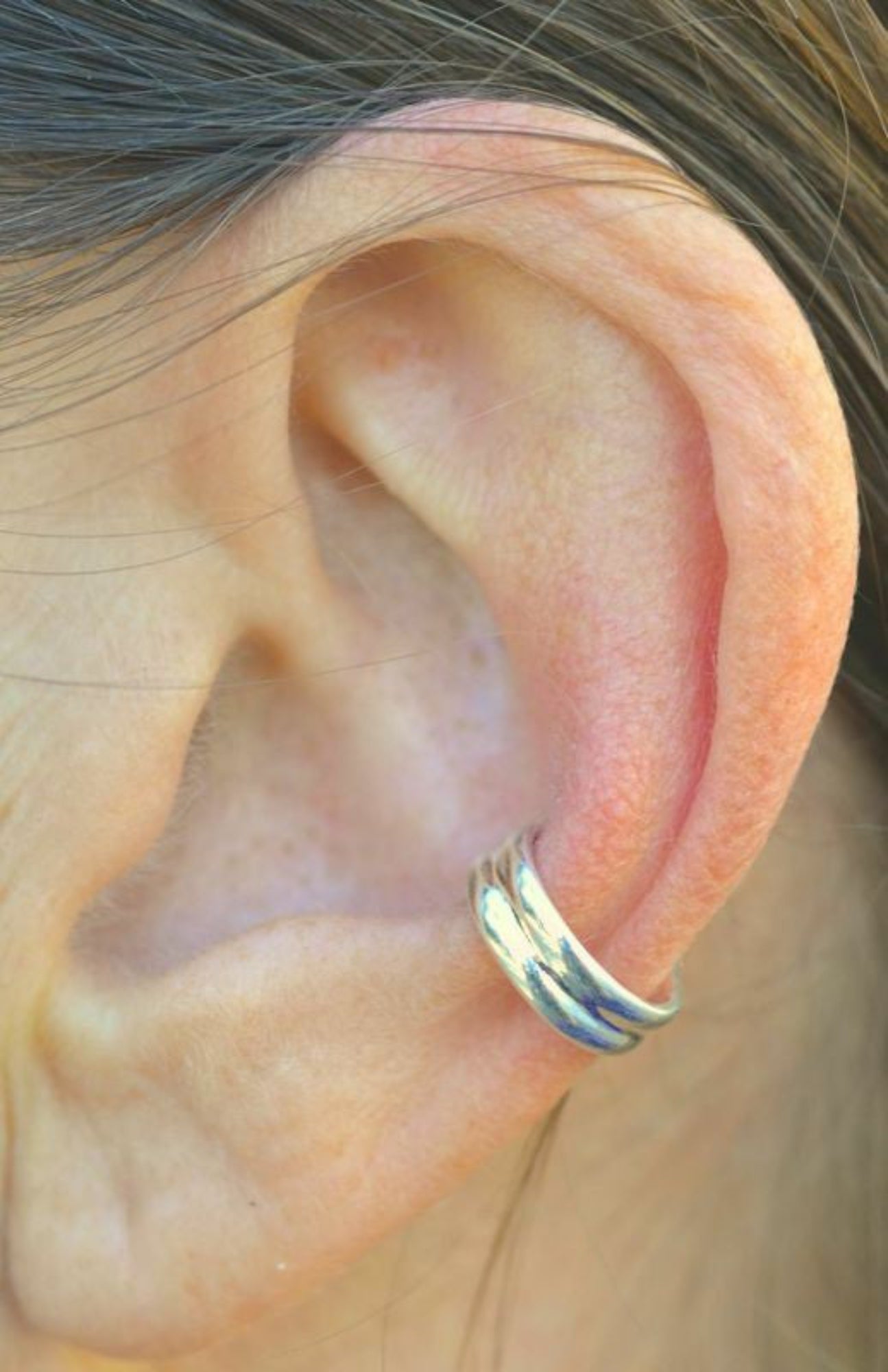 silver double band ear cuff non piercing earring front view