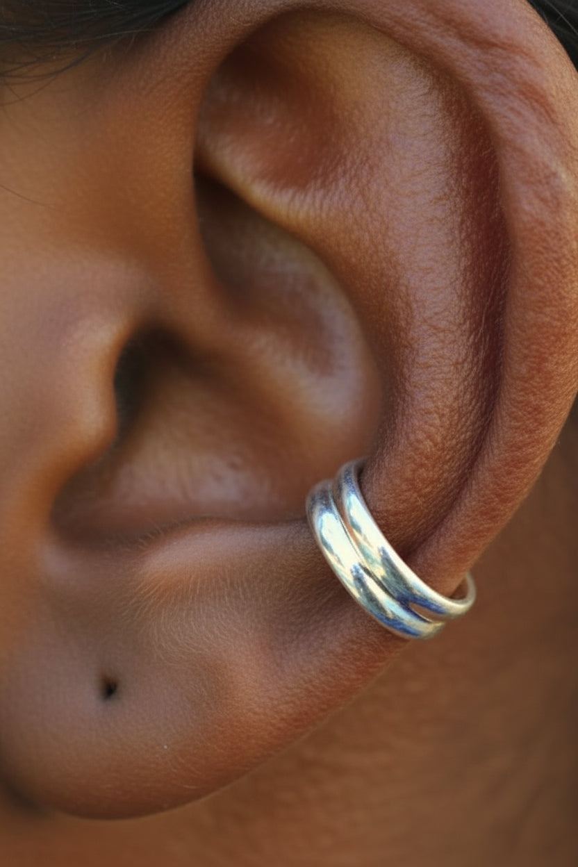 silver double band ear cuff non piercing earring front view